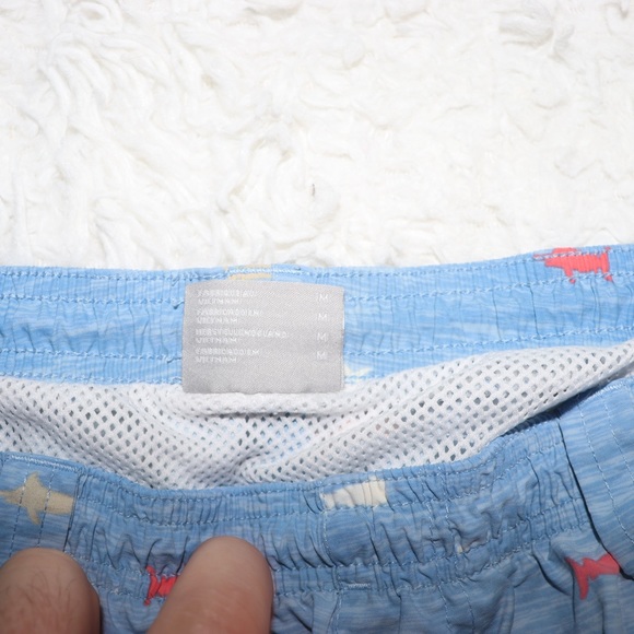 Men’s Columbia performance fishing gear, Fish Print Swim Trunks - Picture 2 of 3